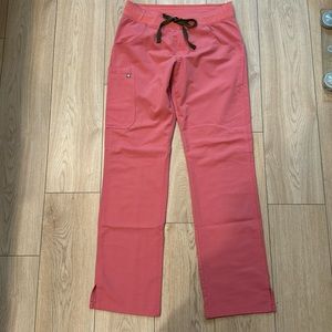 figs cade cargo scrub pants size S/T in the color “Beat it Pink”